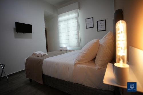 Double Room with Private Bathroom image 5