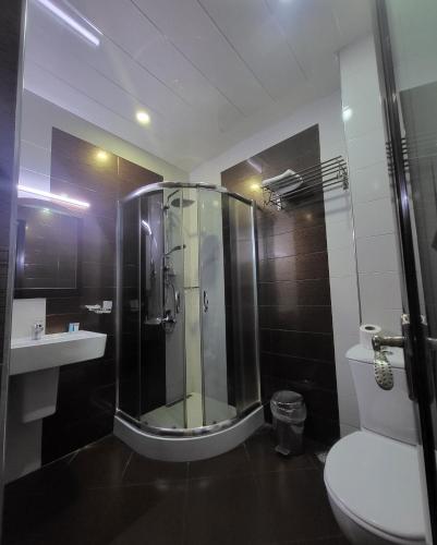 Hotel Elio – Batumi, IL