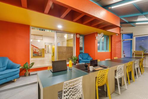 Faciliteter, Locul Midtown in Bangalore