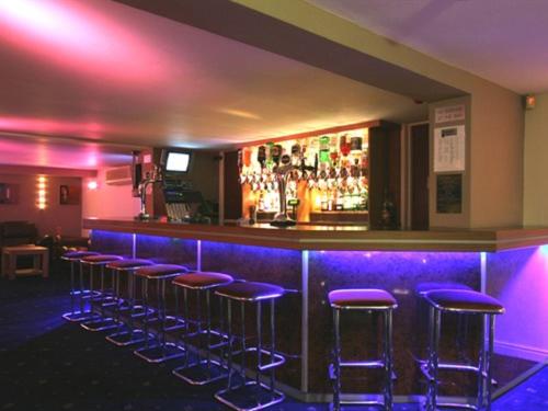 Dutchman Hotel - image 6