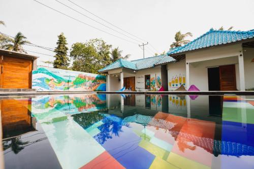 Waiwas Hostel in กูตา