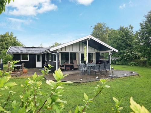 Holiday home in Hals 