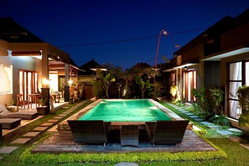 Homayoon Villa at Bisma - 10 min walking to Ubud center Bali