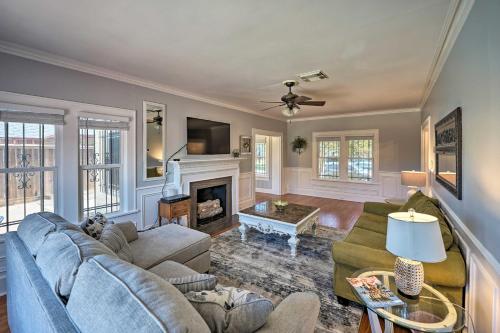 Corpus Christi Home with Pool and Hot Tub - Walk to Bay - image 12