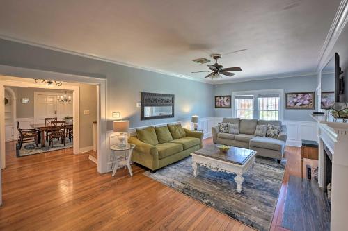 Corpus Christi Home with Pool and Hot Tub - Walk to Bay - image 13