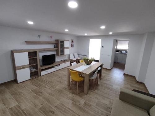 設施, La casa de la raval de l’Albagés (La casa de la raval de l’Albages) in 格拉尼耶納德萊斯加里格斯