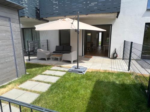 SPA-Residenz PRIVATE independent SELF-CATERING Apartment with private Garden BEST VALUE residential-style use in Neusiedl am See, Österreich