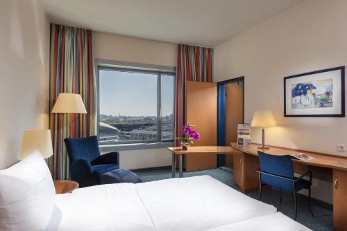 room detail thumbnail 0