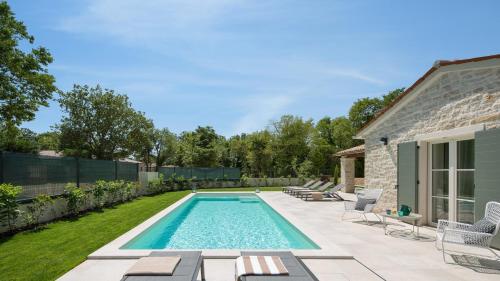 Villa Casa Mostia with Private Pool