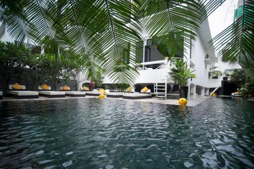 Arthur & Paul (Men Only Hotel), Phnom Penh