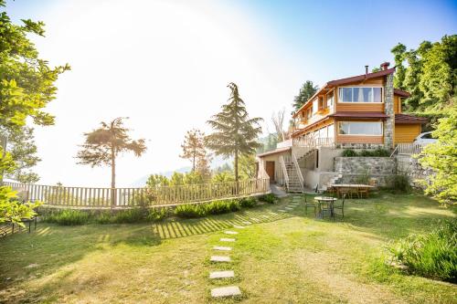 Avalon Cottages, Kanatal