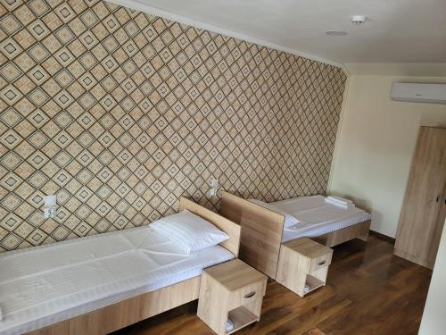 Pensiunea Hanul Huniazilor Pensiunea Hanul Huniazilor