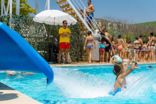  Camping Valencia - Bungalows in Puzol