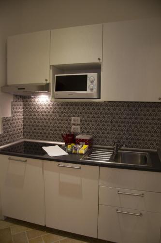Leoncino 36 Apartments in Rome, Рим (фото 5)