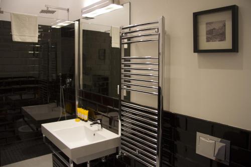Leoncino 36 Apartments in Rome, Рим (фото 10)
