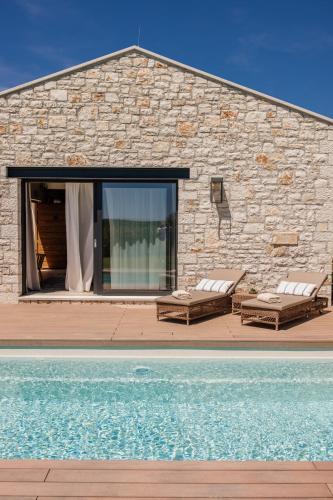 Book the Superior Villa Superior Villa