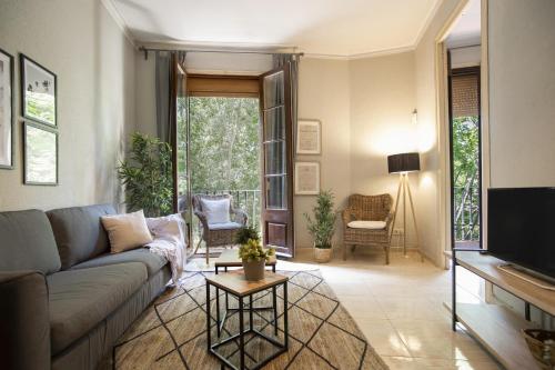 22MAN1017- Cute apartment in Sant Antoni, Барселона