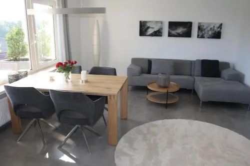Moderne Ferienwohnung "Am Wald 2", ruhige Lage, viel Komfort, grosse Terrasse, in Boppard, Deutschland