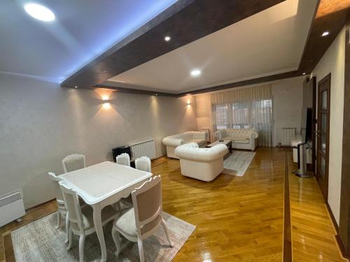 Hotel Royal Garden in Niksic