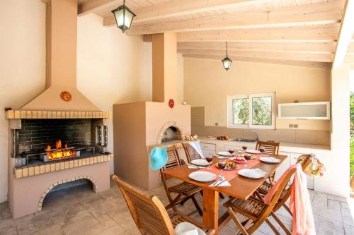 Villa Terpsy by Villa Plus