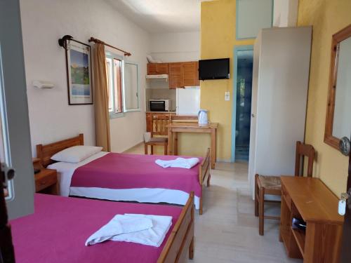 Fotoula Studios – Agia Pelagia