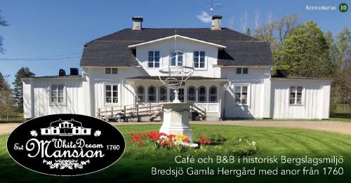 Bredsjö Gamla Herrgård White Dream Mansion