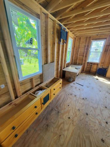 Room in Cabin - Camping Cabin With Sauna Access 2nd Fl-