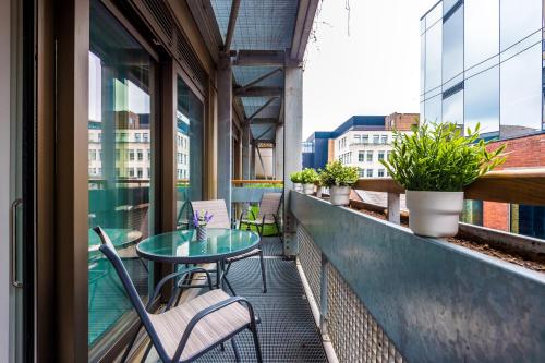 Hilltop Serviced Apartments - Piccadilly