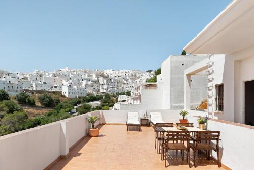 Superior One-Bedroom Apartment with Balcony
