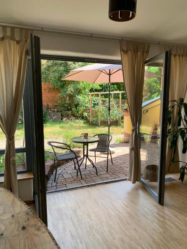 花園, Ferienwohnung Hundertwasser in Marktheidenfeld am Main in 馬爾克泰登費爾德