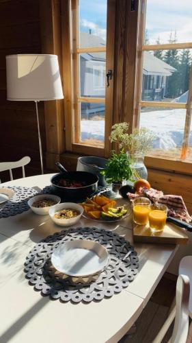 Yllastolli 2 A, Akaslompolo in Helukka