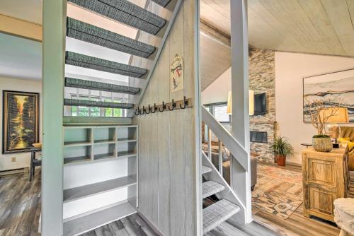 Cortland Abode: 1 Mi to Greek Peak Mountain Resort in Virgil (NY)
