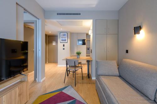 Aparthotel Adagio Zurich City Center Aparthotel Adagio Zurich City Center