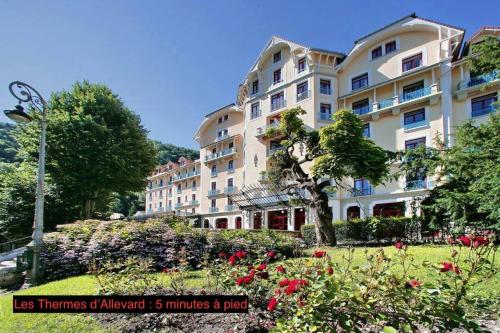 Elegance Contemporaine Pres Des Thermes. - Allevard
