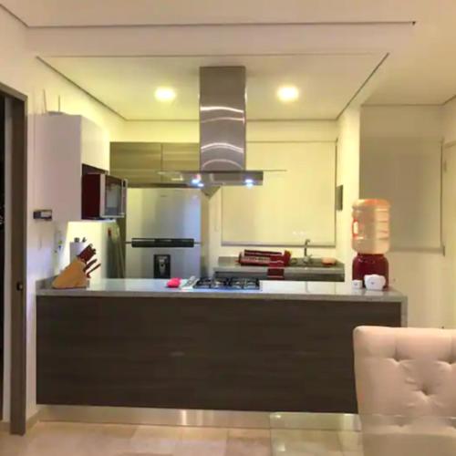 Kitchen, Apartamento con Piscina Frente al Mar en Acapulco in Icacos