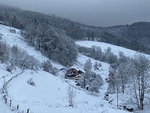 Ferme De La Prairie D Hergauchamps mit Sauna und Whirlpool