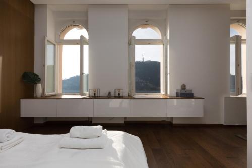 Panorama Luxury Dream Home in The Center - image 7