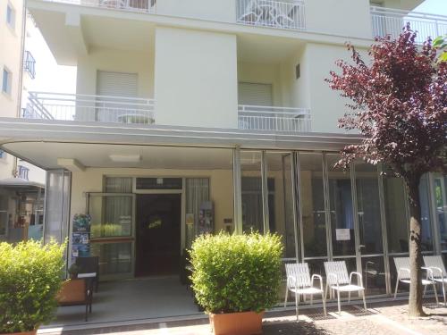 B&B - Meuble´ - Hotel  CORDIALE  in Misano Adriatico