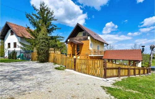 Gorgeous Home In Siljakovina With Jacuzzi