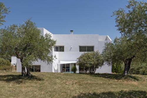 Elaia villas en Méditerranée - location Cyparissos gîte à louer Tourouzelle