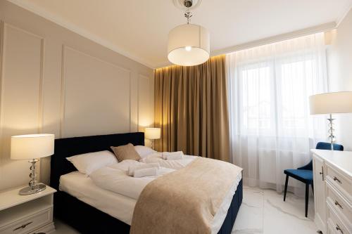 3 bedrooms, 4 beds