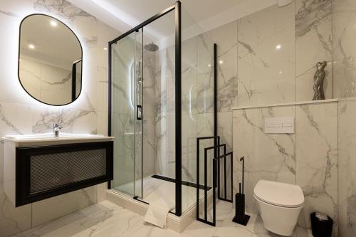 3 bedrooms, 4 beds