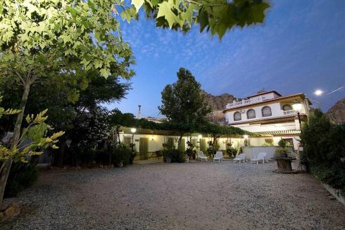  CUEVAS DE THOR in Purullena