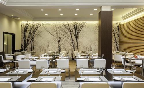 Ilunion Suites Madrid - image 6