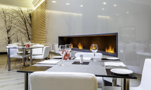 Ilunion Suites Madrid - image 10