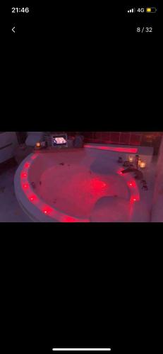 Tomorrow land - cosy house with jacuzzi & garden! gîte à louer Kruisweg