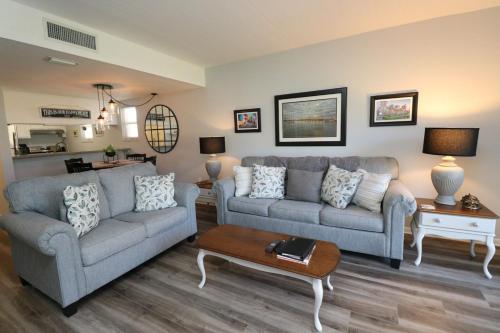 Creston House 5A - image 8