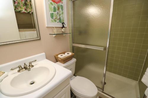 Creston House 8E - image 6