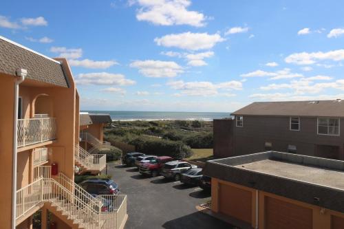 Creston House 8E - image 2