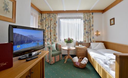 37362162 Hotel Neue Post